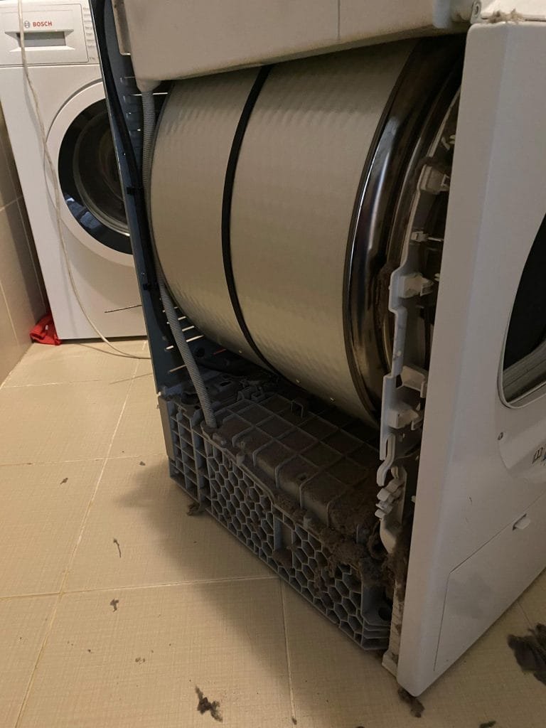 Yenibatı beyaz eşya tamiri için teknik ekip çalışıyor